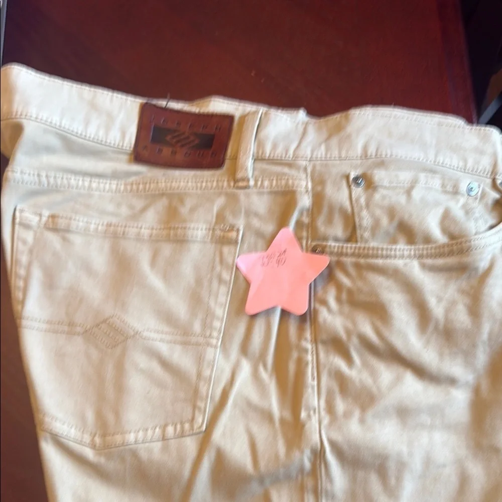 Joseph Abboud Beige Pants. EA090